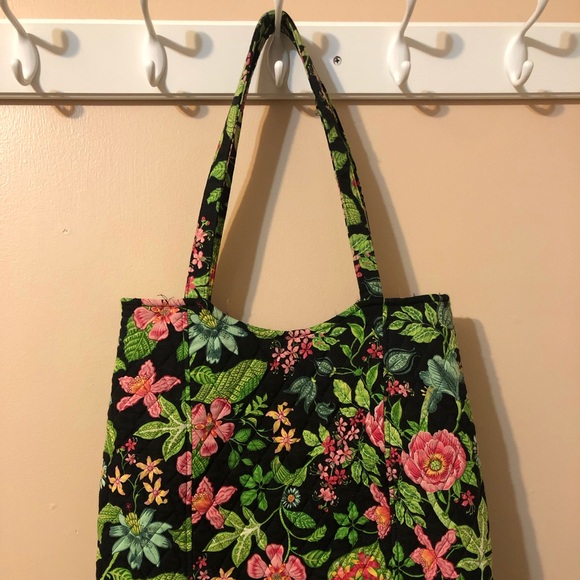 Vera Bradley Large Shoulder Bag! - Picture 3 of 9
